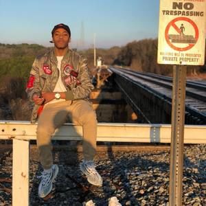 Meet your Posher, Malik